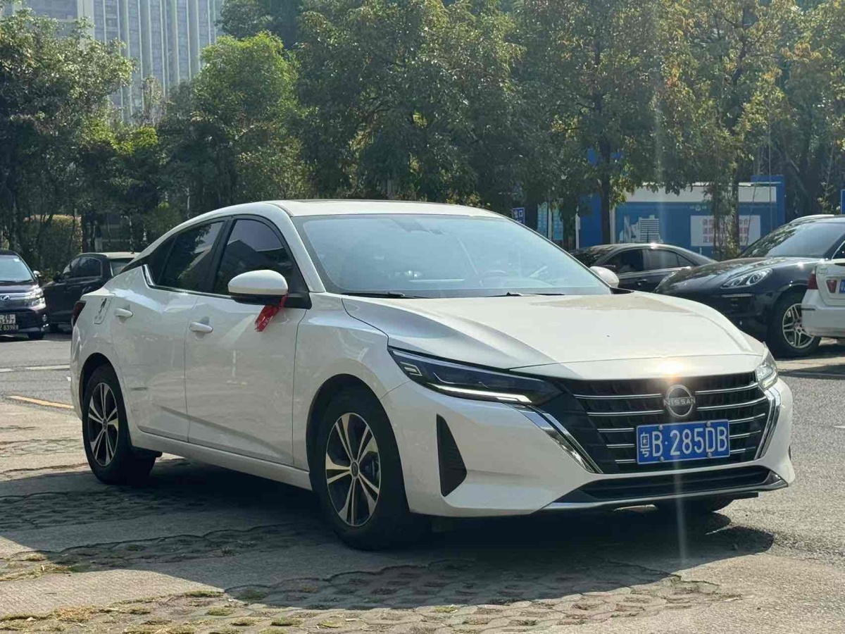 日產(chǎn) 軒逸  2023款 1.6L CVT黑金版圖片