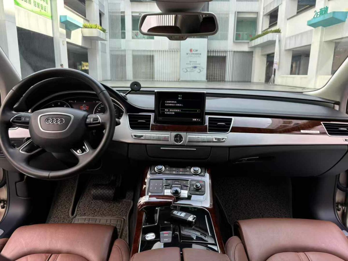 奧迪 奧迪A8  2011款 A8L W12 6.3 FSI quattro圖片