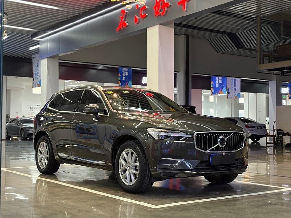 沃爾沃 XC60  2021款 T5 四驅(qū)智逸豪華版圖片