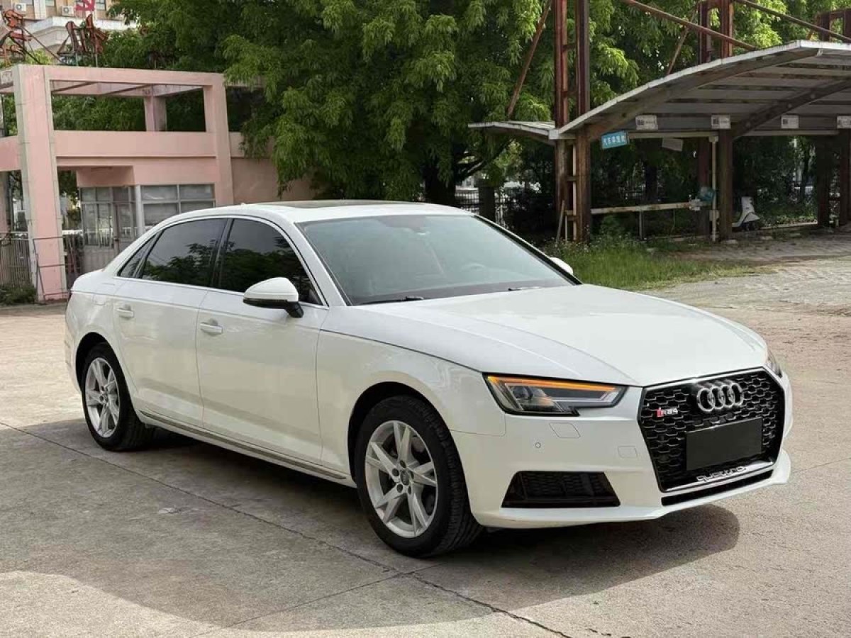 奧迪 奧迪A4L  2018款 30周年年型 40 TFSI 進(jìn)取型圖片