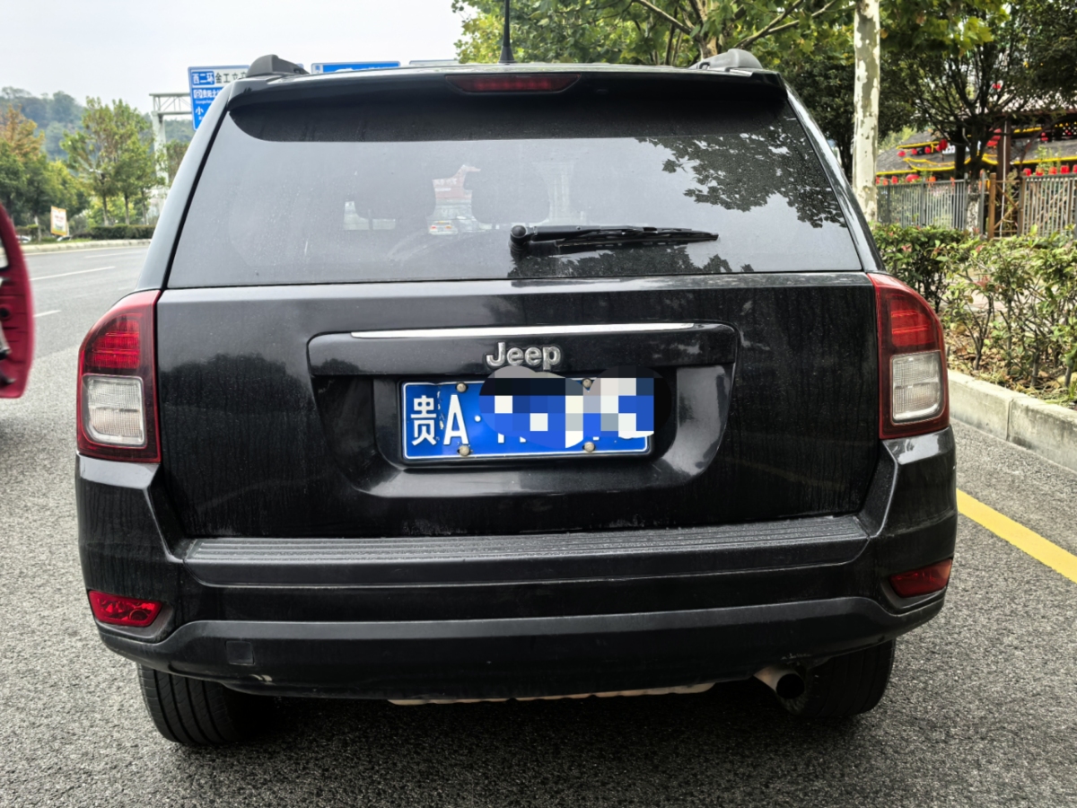 Jeep 指南者  2014款 2.4L 四驅(qū)運動版圖片