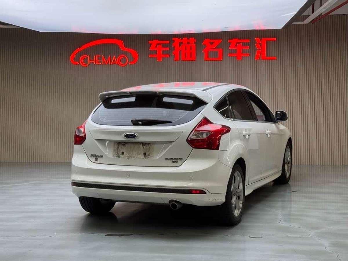 福特 ?？怂? 2012款 兩廂 2.0L 手動豪華運動型圖片