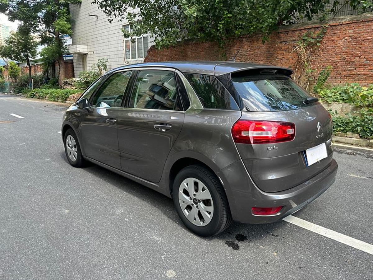 2017年8月雪鐵龍 C4 PICASSO  2015款 1.6T 時(shí)尚型 5座