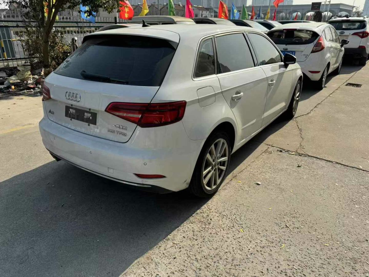 奧迪 奧迪A3  2019款 A3 35TFSI Limousine時(shí)尚型圖片