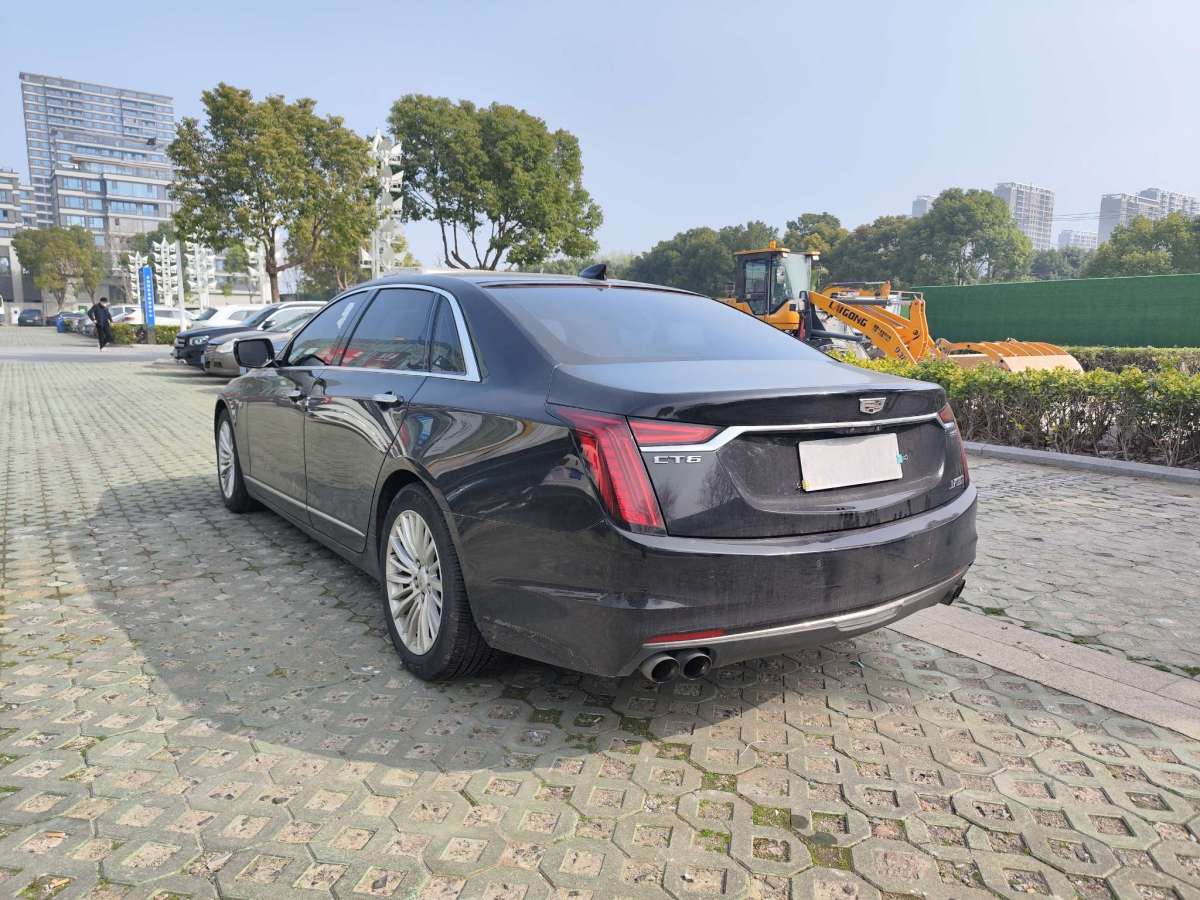 凱迪拉克 CT6  2019款 28T 時尚型圖片