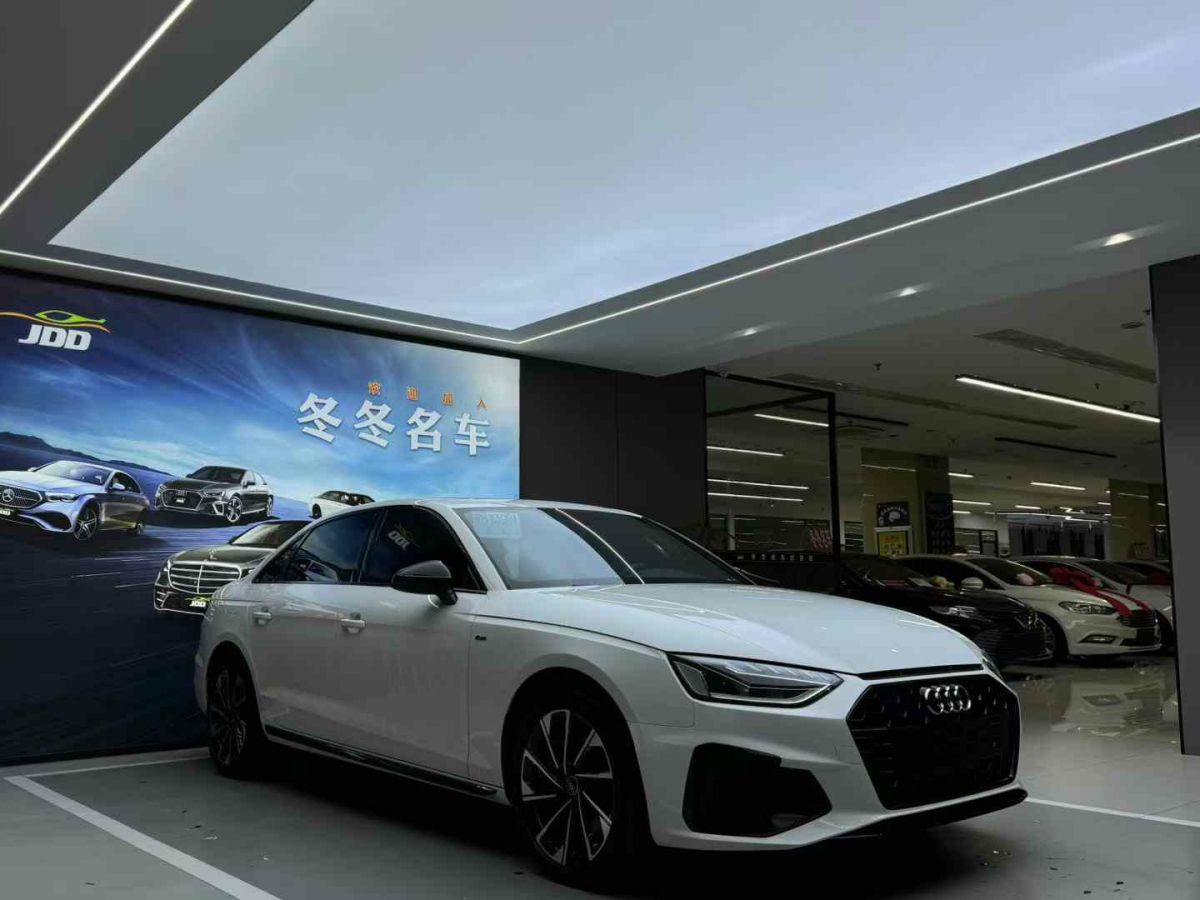 奧迪 奧迪A4L  2023款 35 TFSI 時尚動感型圖片