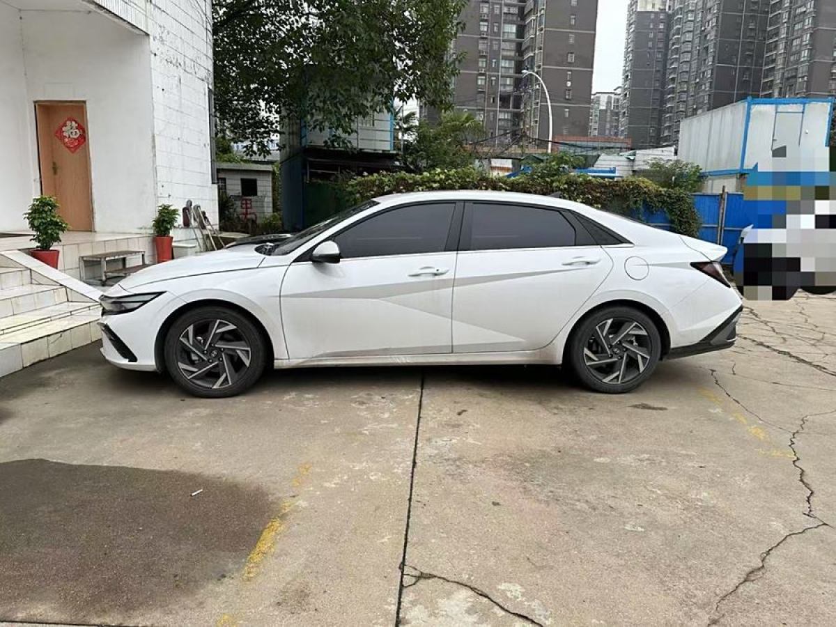 現(xiàn)代 伊蘭特  2023款 1.5L CVT GLX精英版圖片