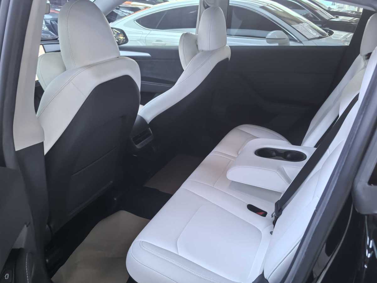 特斯拉 Model Y  2022款 改款 后輪驅(qū)動(dòng)版圖片