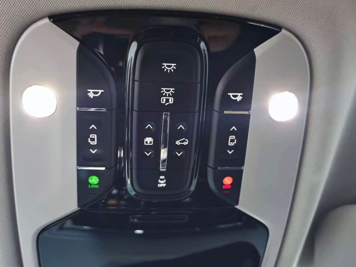 廣汽傳祺 M8  2024款 大師系列 390T 至尊版圖片