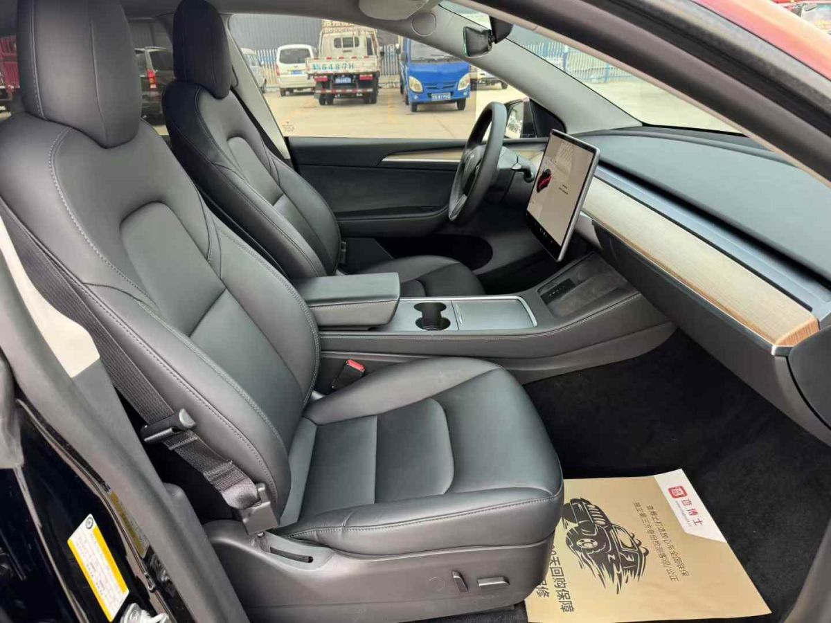 特斯拉 Model Y  2021款 標準續(xù)航后驅(qū)版圖片