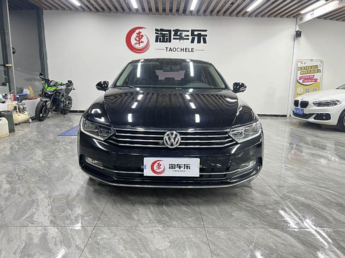 大眾 邁騰  2018款 330TSI DSG 領(lǐng)先型圖片