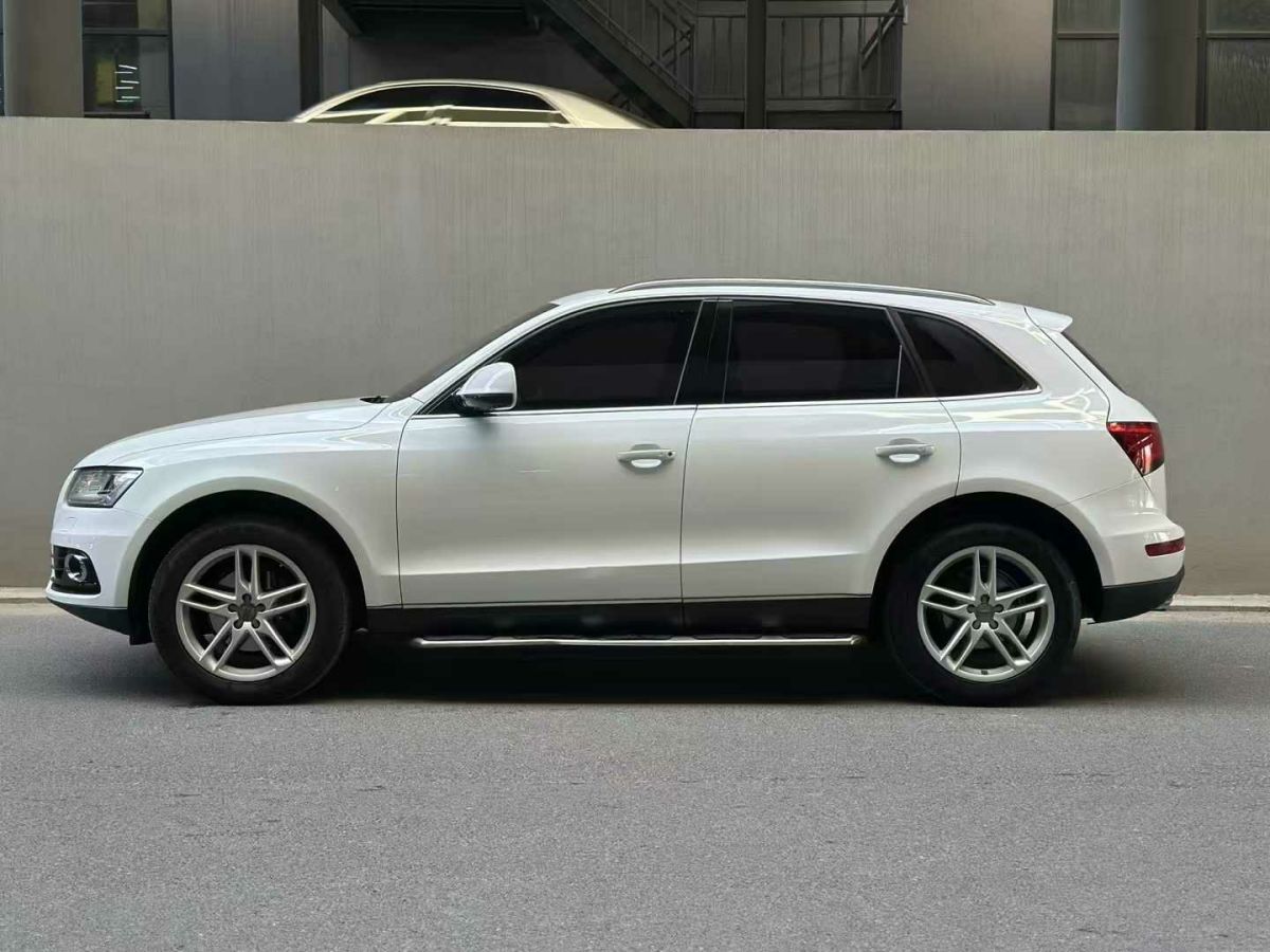 奧迪 奧迪Q5  2017款 Q5 2.0T FSI Premium Plus 美規(guī)版圖片