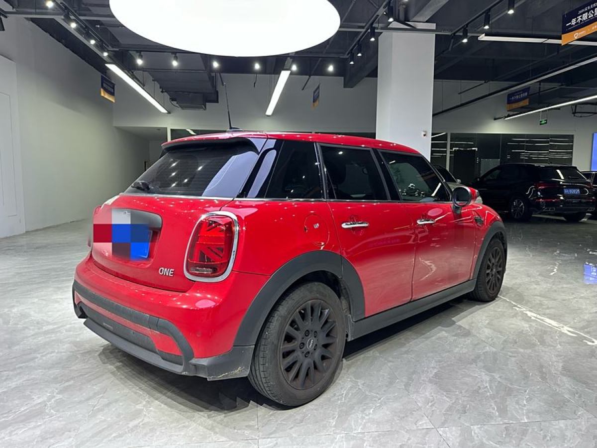 2022年3月MINI CLUBMAN  2022款 改款 1.5T ONE