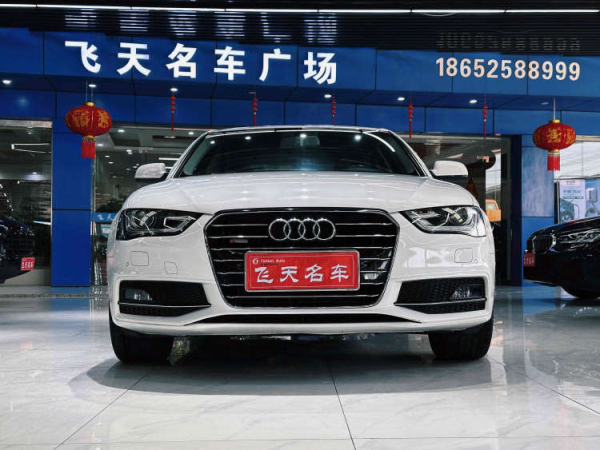 奥迪 奥迪A4L  2016款 35 TFSI 典藏版 S line舒适型