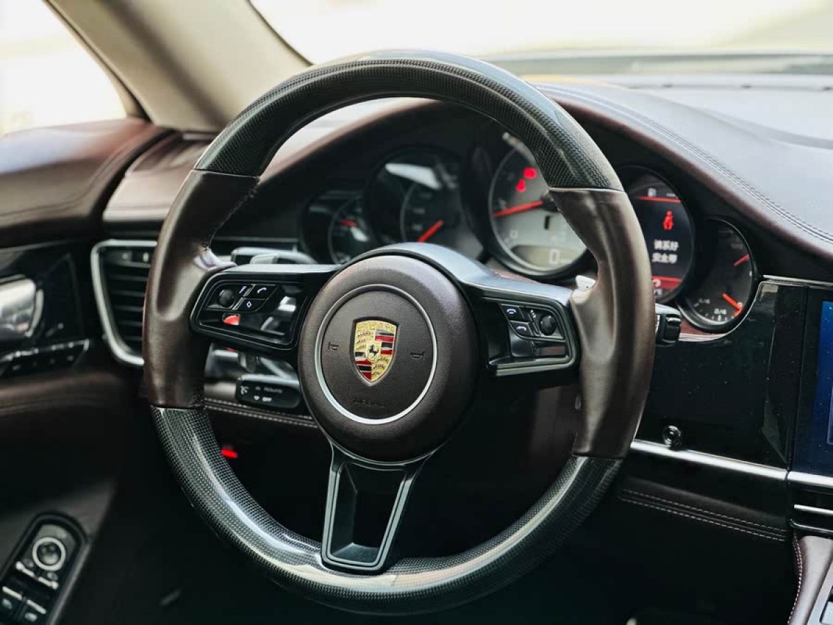 保時(shí)捷 Panamera  2014款 Panamera S Executive 3.0T圖片