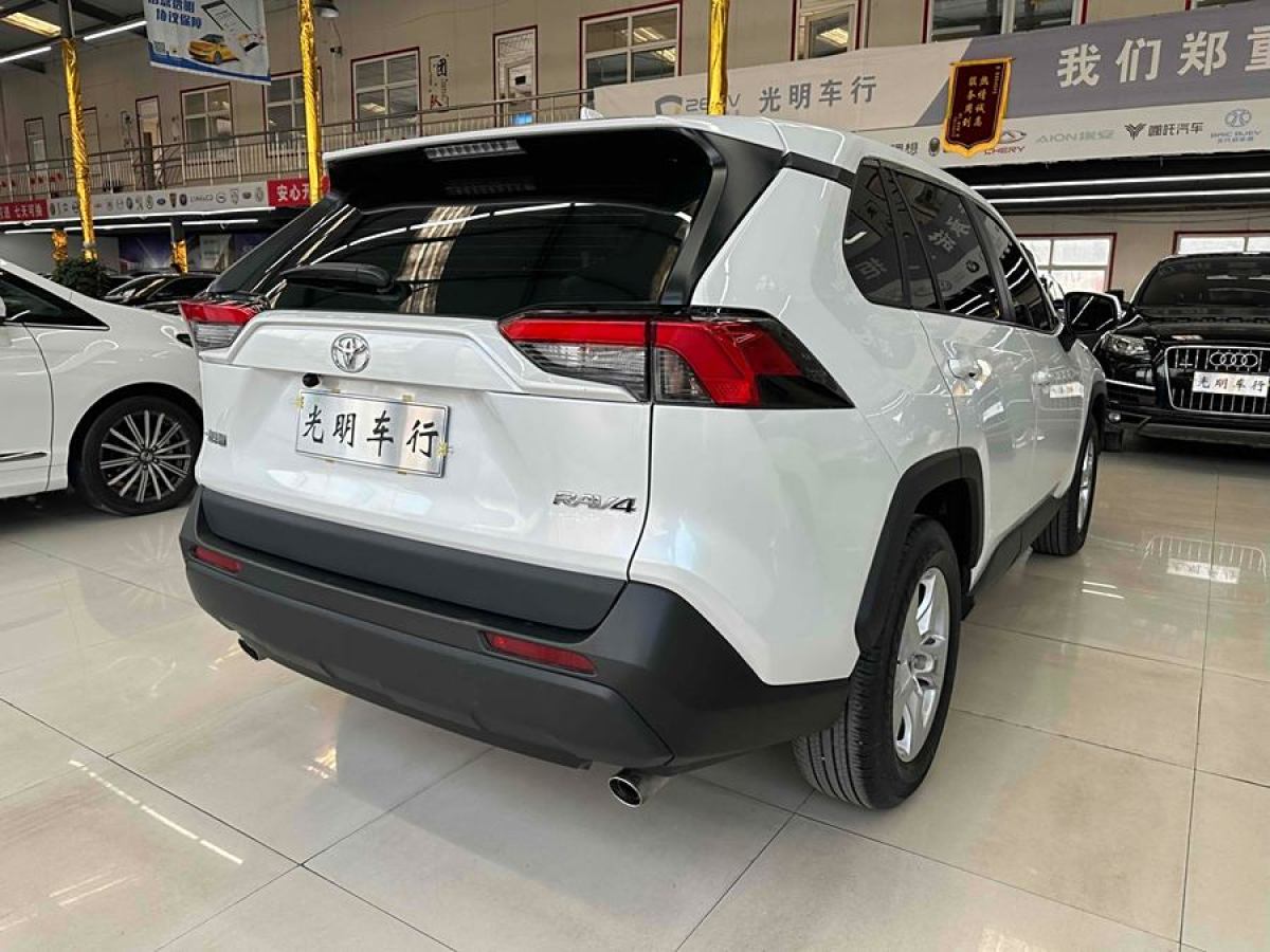 豐田 RAV4榮放  2023款 2.0L CVT兩驅(qū)都市版圖片