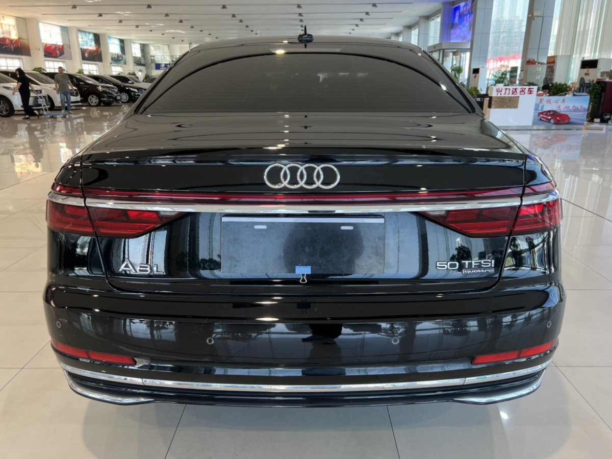 2023年4月奧迪 奧迪A8  2023款 A8L 50 TFSI quattro 臻選型