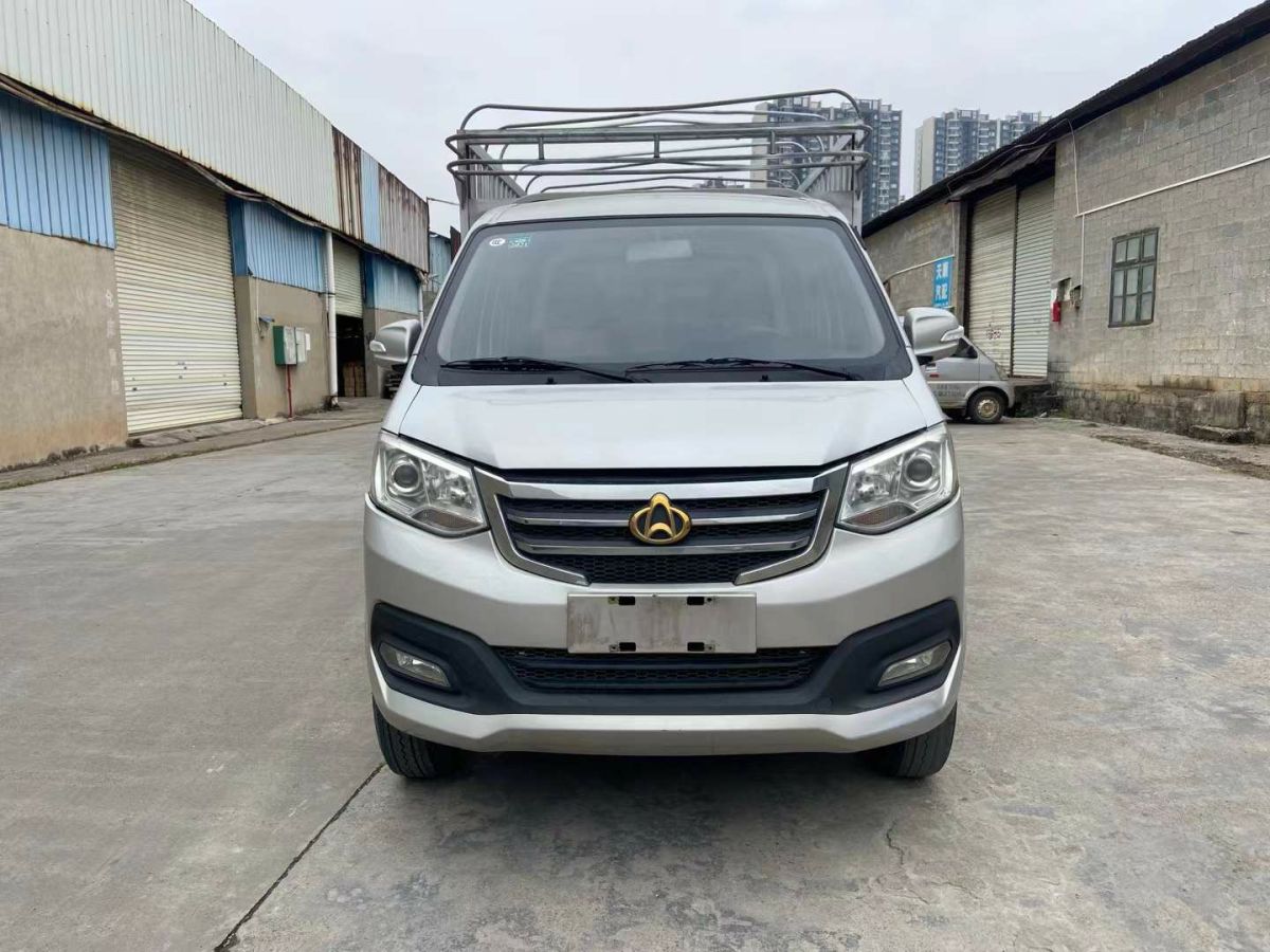 長(zhǎng)安 CS15  2021款 1.5L 自動(dòng)悅享型圖片