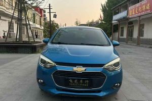 科魯茲 雪佛蘭 1.5L 自動時尚天窗版