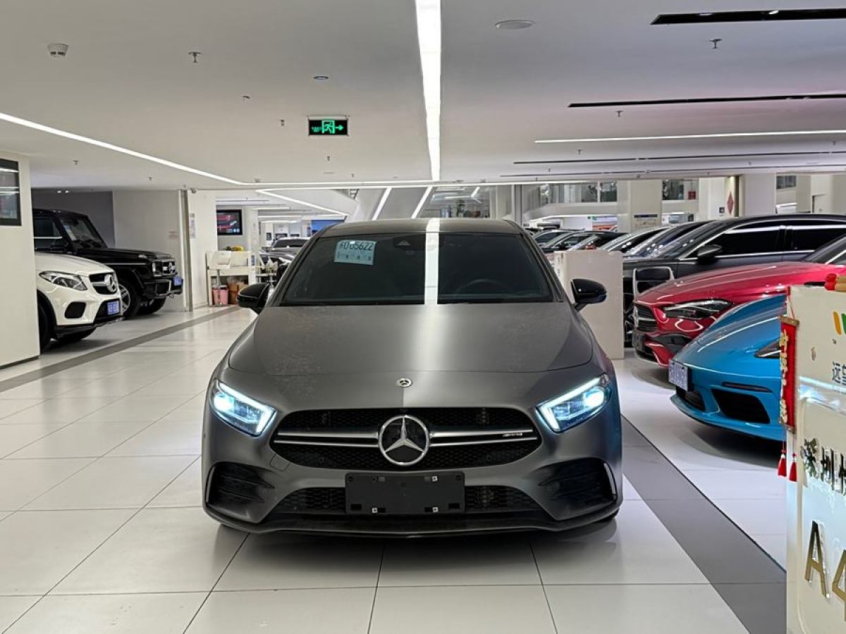 奔馳 奔馳A級AMG  2022款 AMG A 35 L 4MATIC 熾夜特別版圖片