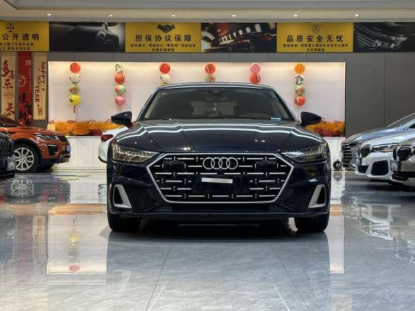 奥迪 奥迪A7L  2022款 45 TFSI S-line 筑梦型