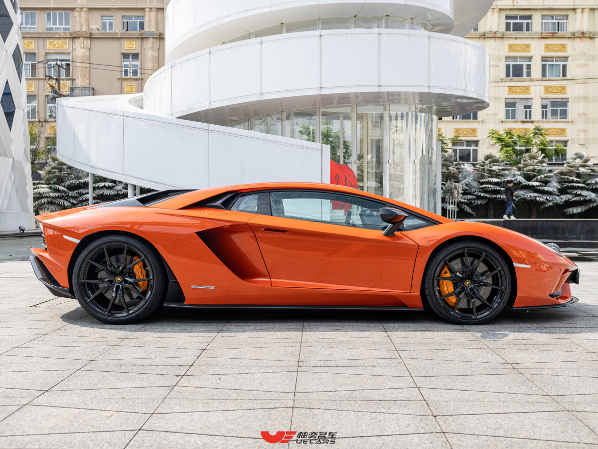 蘭博基尼 Aventador  2017款 Aventador S圖片