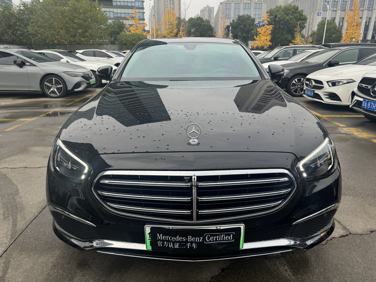 奔馳 奔馳E級(jí)新能源  2021款 E 350 e L 插電式混合動(dòng)力轎車圖片