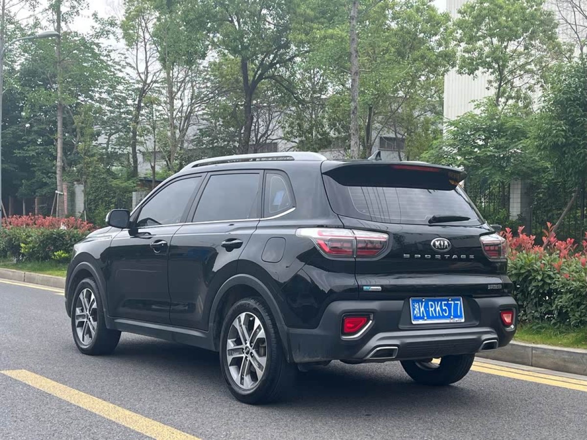 起亞 智跑  2019款 2.0L 自動(dòng)智享豪華版圖片