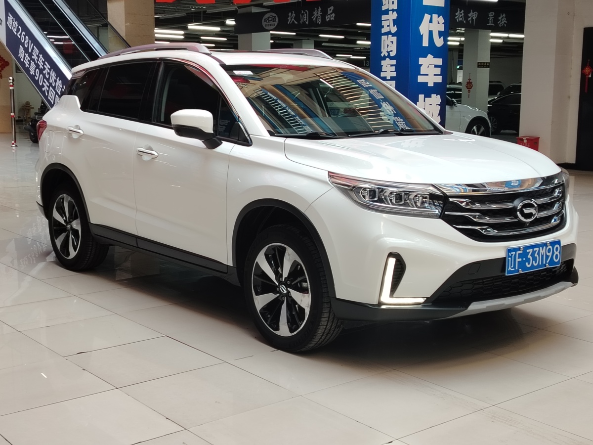 廣汽傳祺 GS4  2019款  270T 自動兩驅(qū)豪華智聯(lián)版圖片