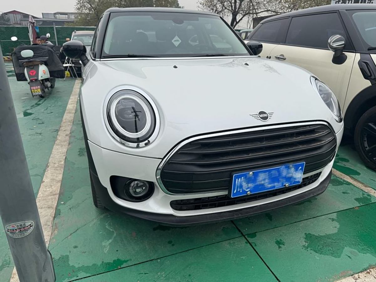 MINI CLUBMAN  2023款 改款 1.5T COOPER 經(jīng)典派圖片