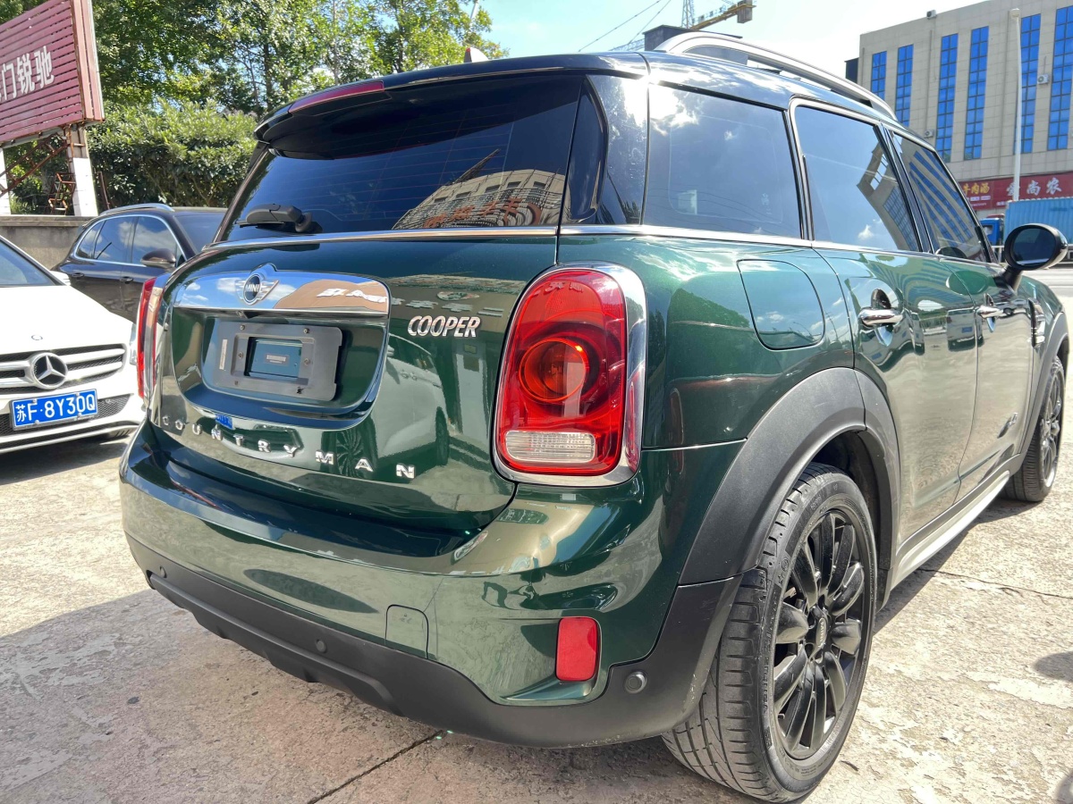 MINI COUNTRYMAN  2017款 1.5T COOPER ALL4 非常假日版 英倫綠圖片