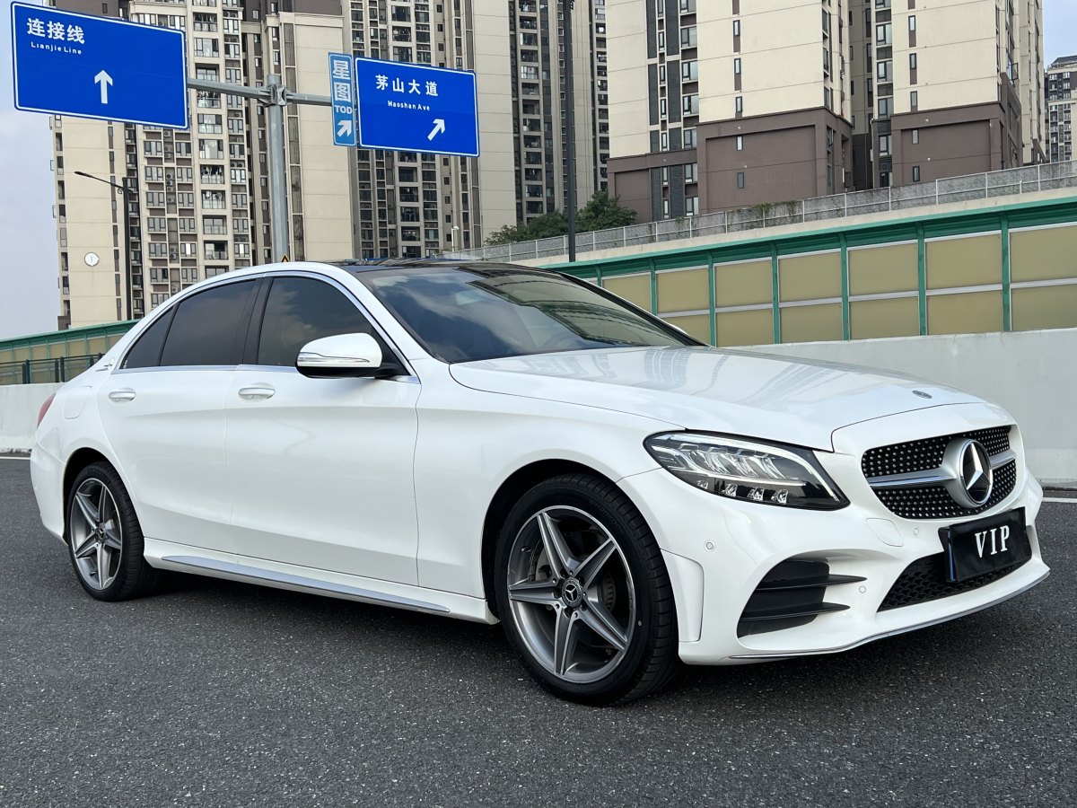 奔馳 奔馳C級  2019款 改款 C 260 L 4MATIC 運動版圖片