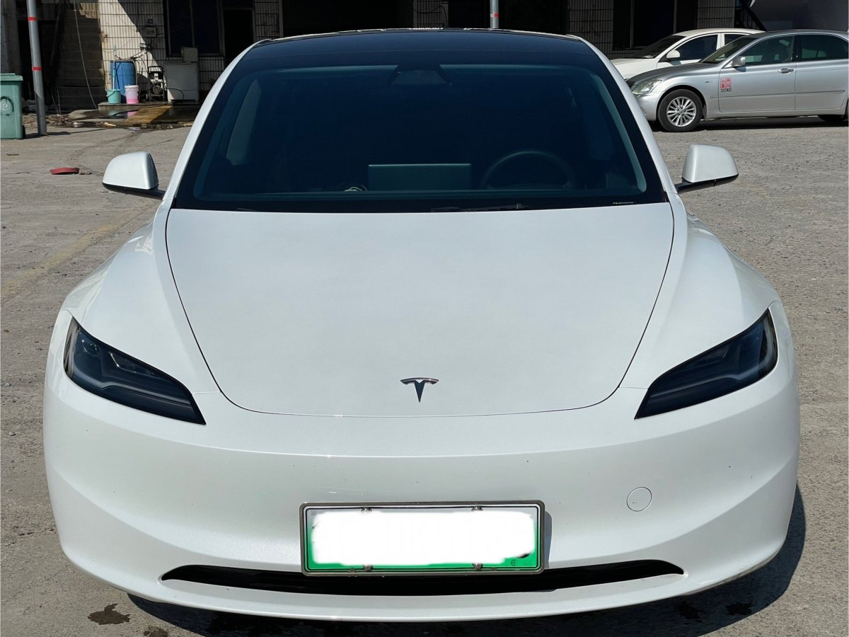 特斯拉 Model 3  2023款 煥新版 后輪驅(qū)動圖片