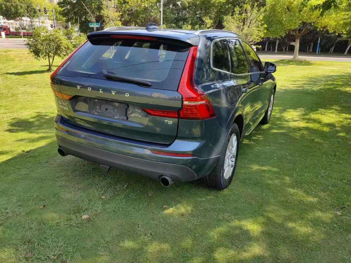 沃爾沃 XC60  2019款 T4 智逸版圖片