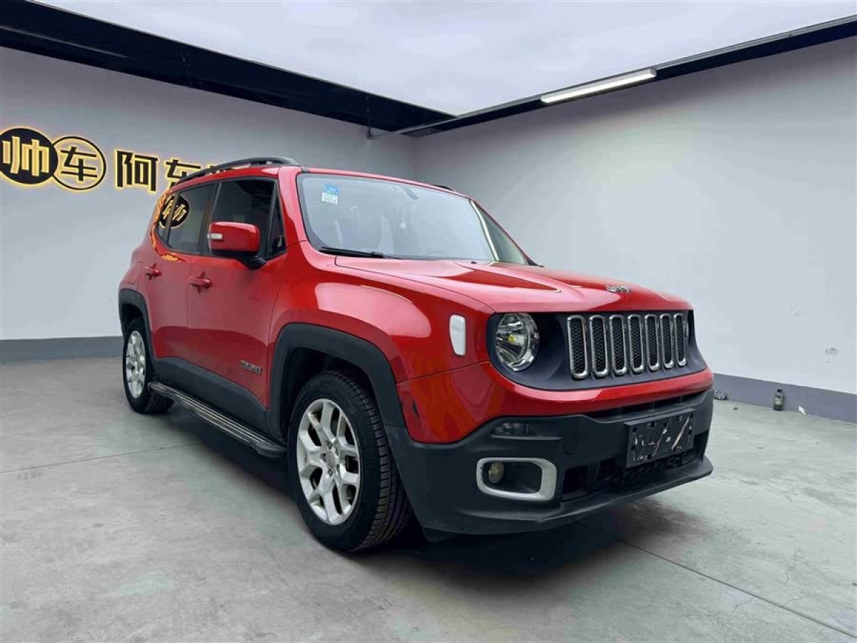 Jeep 自由俠  2018款 互聯(lián)大屏版 180T 自動(dòng)高能版圖片