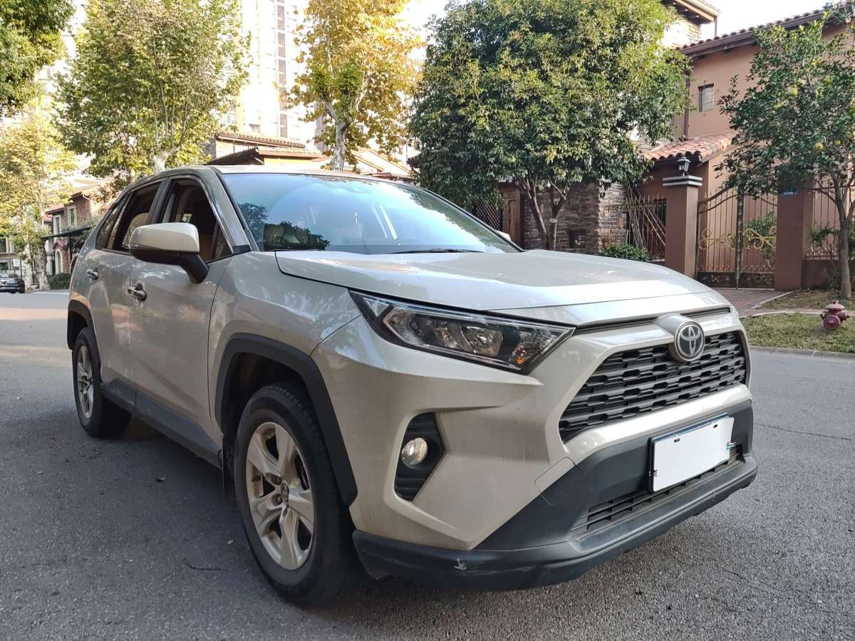 豐田 RAV4榮放  2021款 2.0L CVT兩驅(qū)都市版圖片