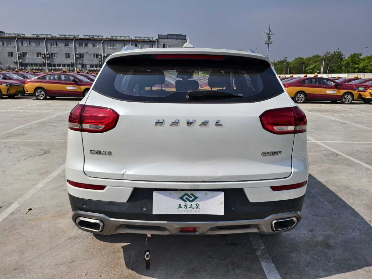 哈弗 H6  2017款 換代 藍(lán)標(biāo) 1.5T 自動(dòng)兩驅(qū)智尚型圖片