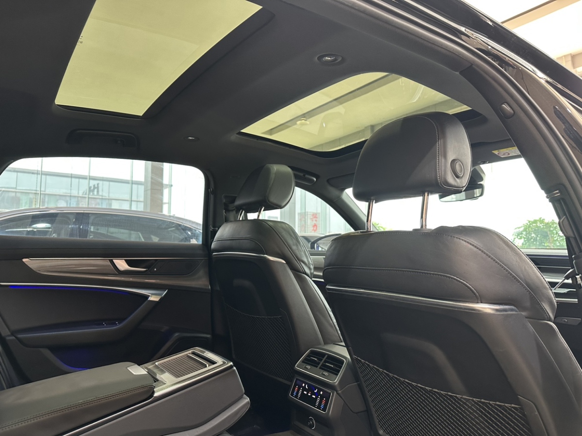 奧迪 奧迪A6L  2020款 45 TFSI 臻選動(dòng)感型圖片