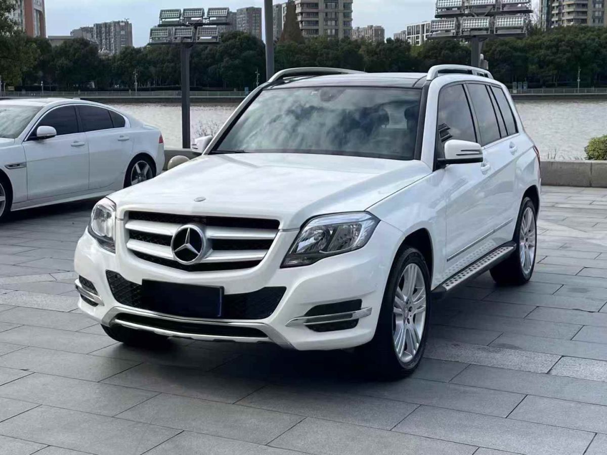 奔馳 奔馳GLK級(jí)  2014款 GLK 260 4MATIC 動(dòng)感型圖片