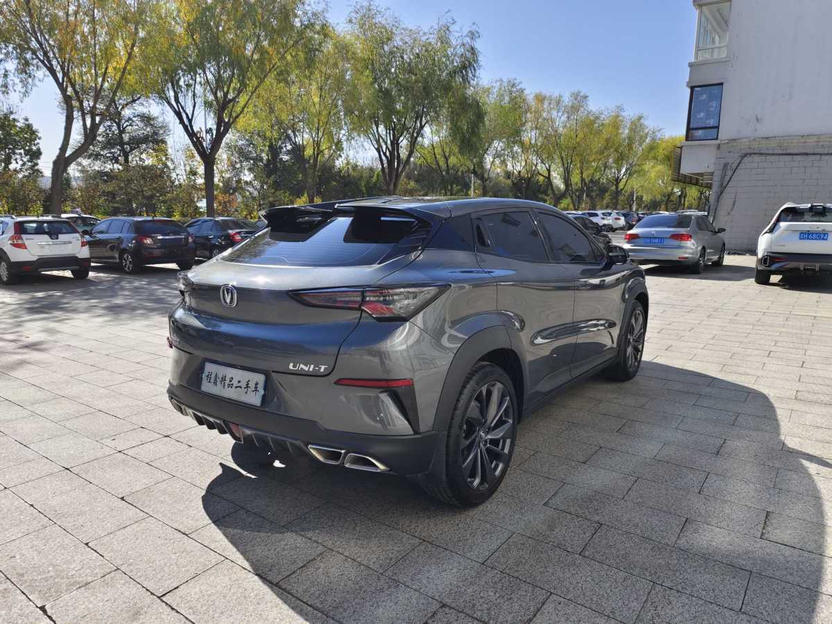 長(zhǎng)安 UNI-T  2020款 1.5T 尊貴型圖片