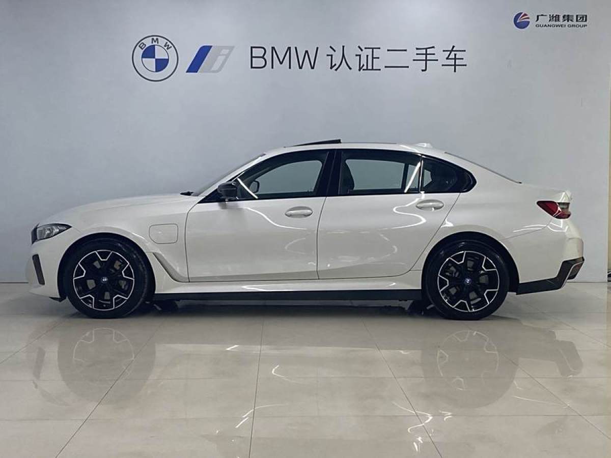 宝马 宝马i3  2023款 eDrive 40 L 曜夜套装图片