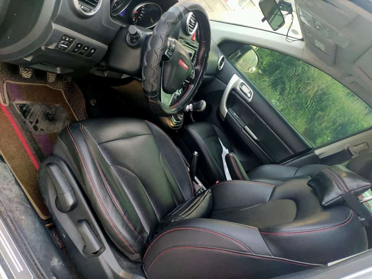 哈弗 H6  2015款 升級版 1.5T 手動兩驅精英型圖片