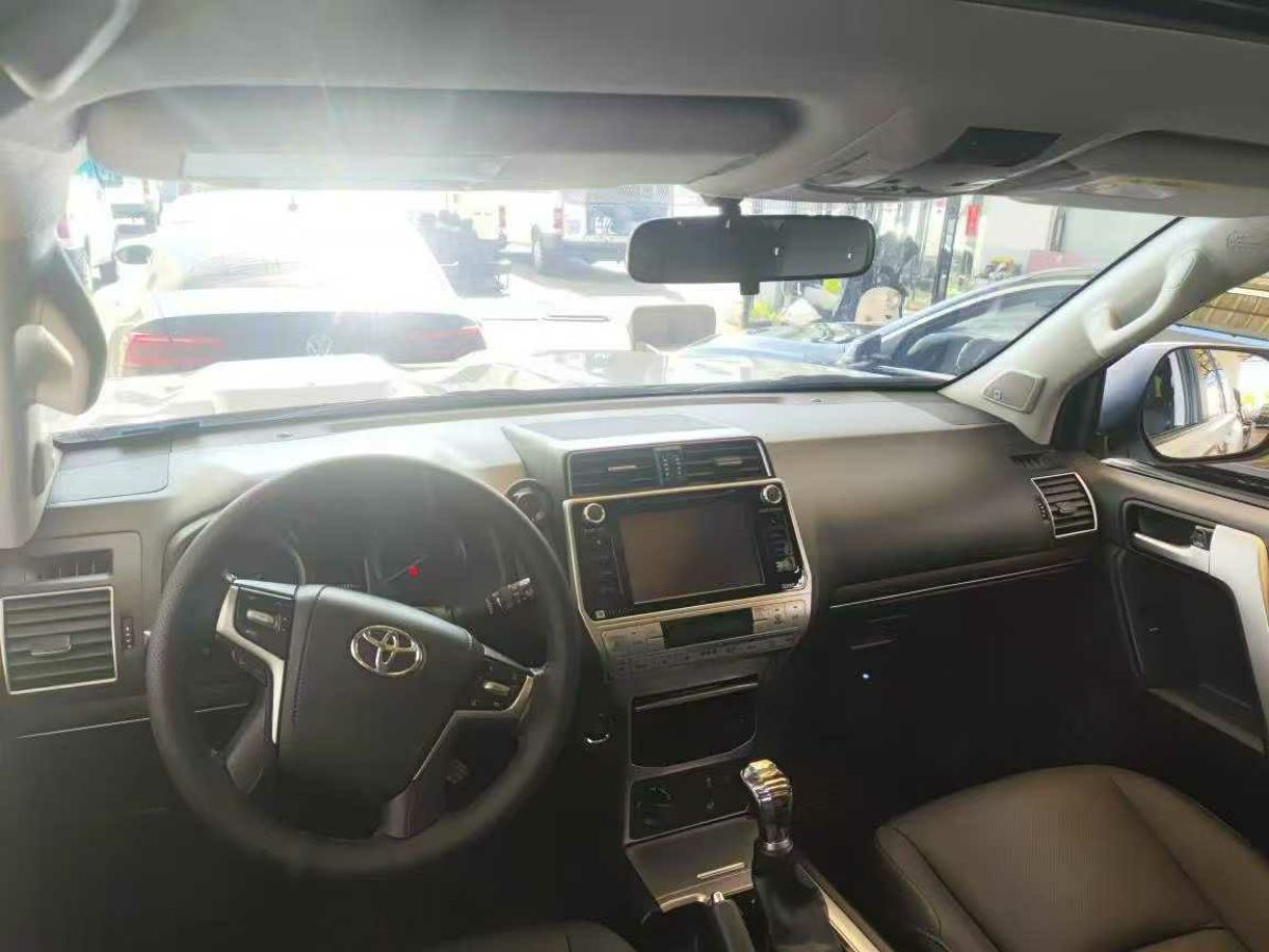 豐田 威蘭達(dá)  2020款 2.0L CVT兩驅(qū)尊貴版圖片