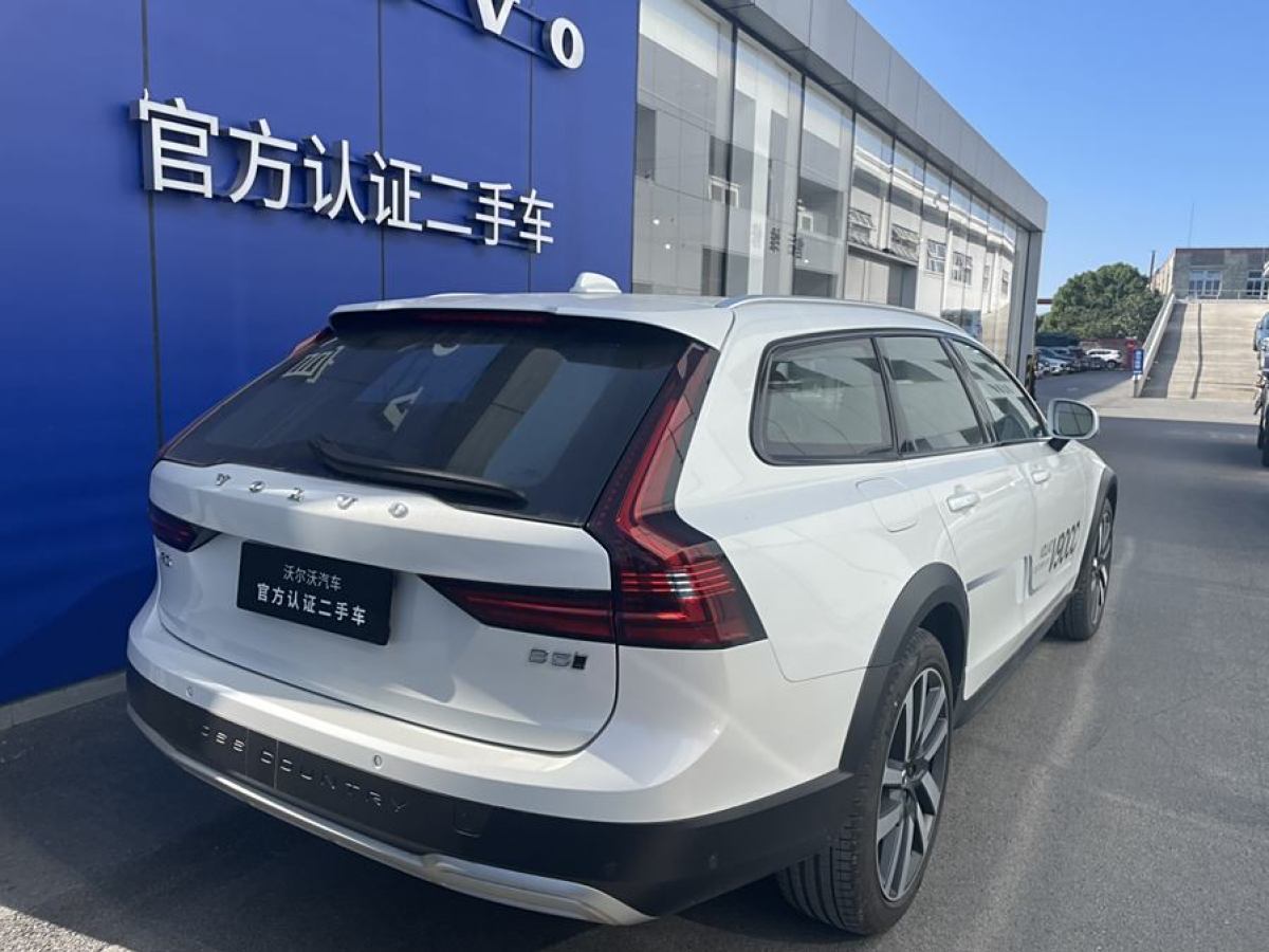 沃爾沃 V90  2024款 Cross Country B5 AWD 智尊版圖片