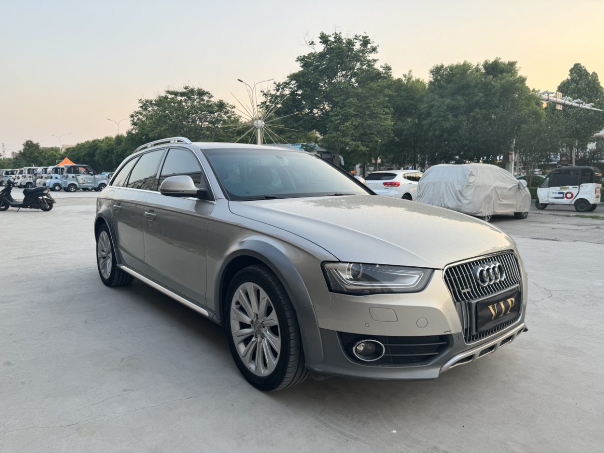 2013年02月奧迪 奧迪A4  2013款 40 TFSI allroad quattro 舒適型