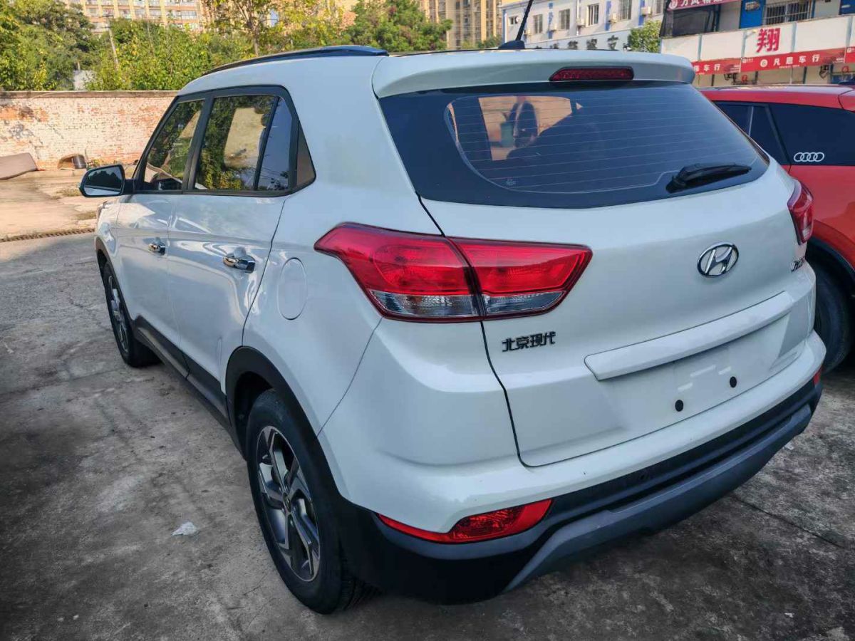 2019年6月現(xiàn)代 ix25  2019款 1.6L 自動智能型紀念款