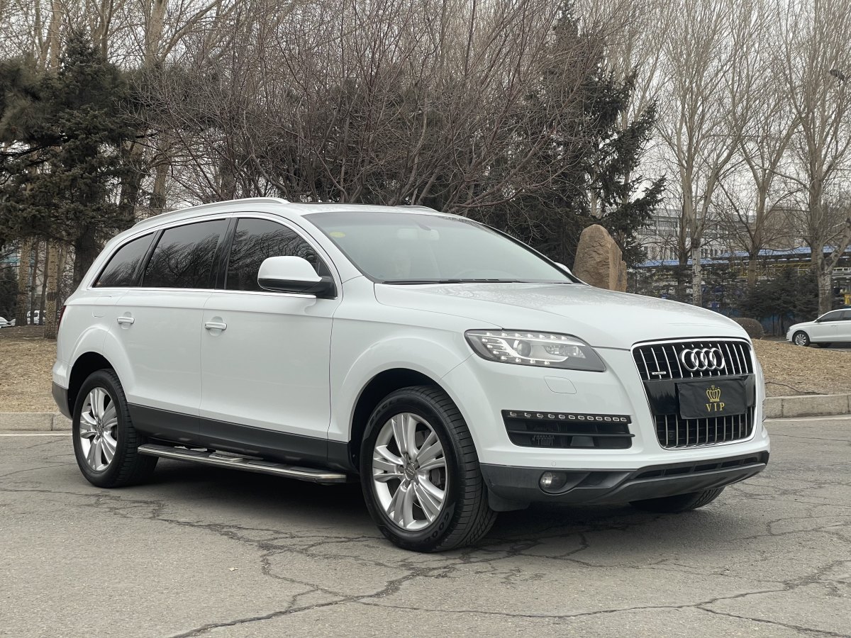 奧迪 奧迪Q7  2014款 35 TFSI 進(jìn)取型圖片