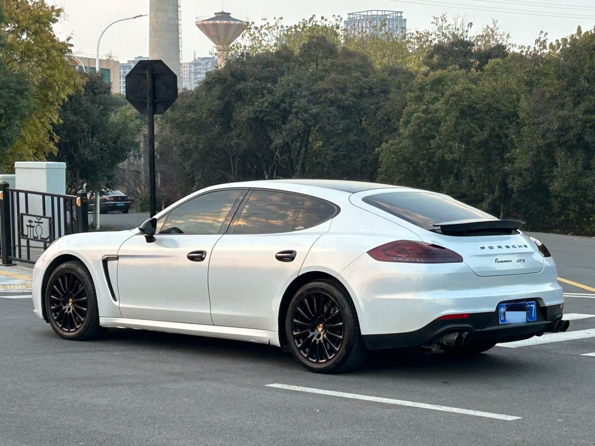 保時(shí)捷 Panamera  2014款 Panamera 4 3.0T圖片