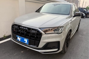奧迪SQ7 奧迪 4.0 TFSI 暗夜騎士版