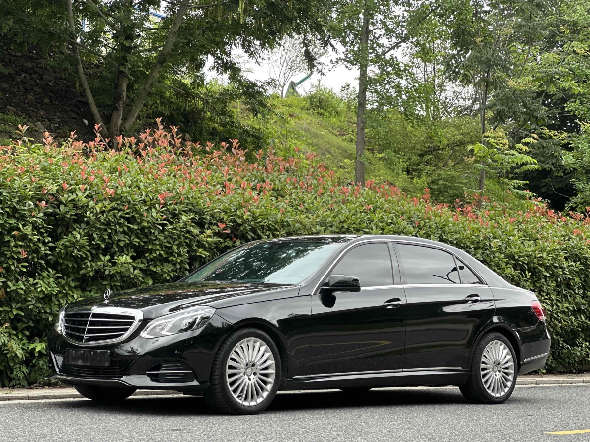 奔馳 奔馳E級(jí)  2014款 改款 E 260 L 豪華型圖片